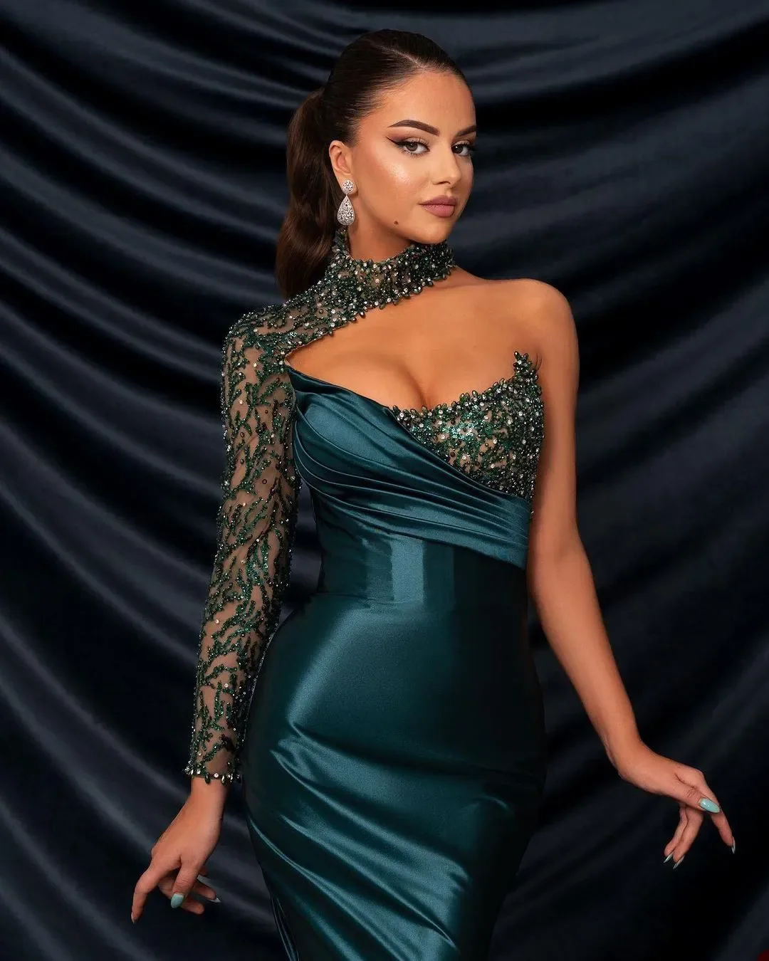 Sparkling Luxury Mermaid Crystal beaded Evening dressSexy single rotator cuff wrap hip with floor-length ball party dress