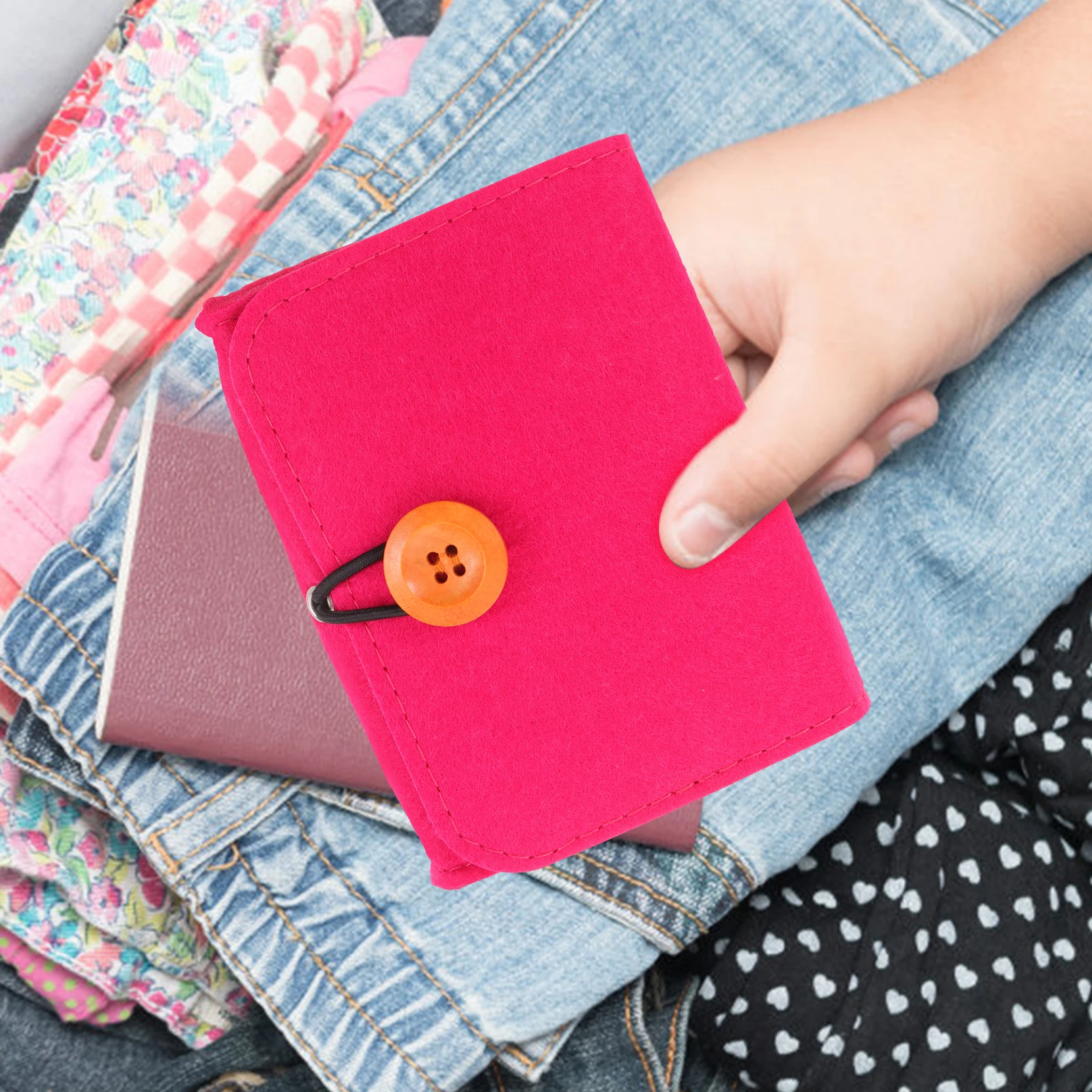 

2Pcs Elegant Essential Oil Storage Bag Portable Essential Oil Organizer Felt Travel Case Perfume Bottle Holder