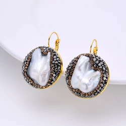 2023 New Natural Baroque Pearl Earrings For Women Classic Round Metallic Gold Color Irregular Pendant Hoop Earring Charm Jewelry