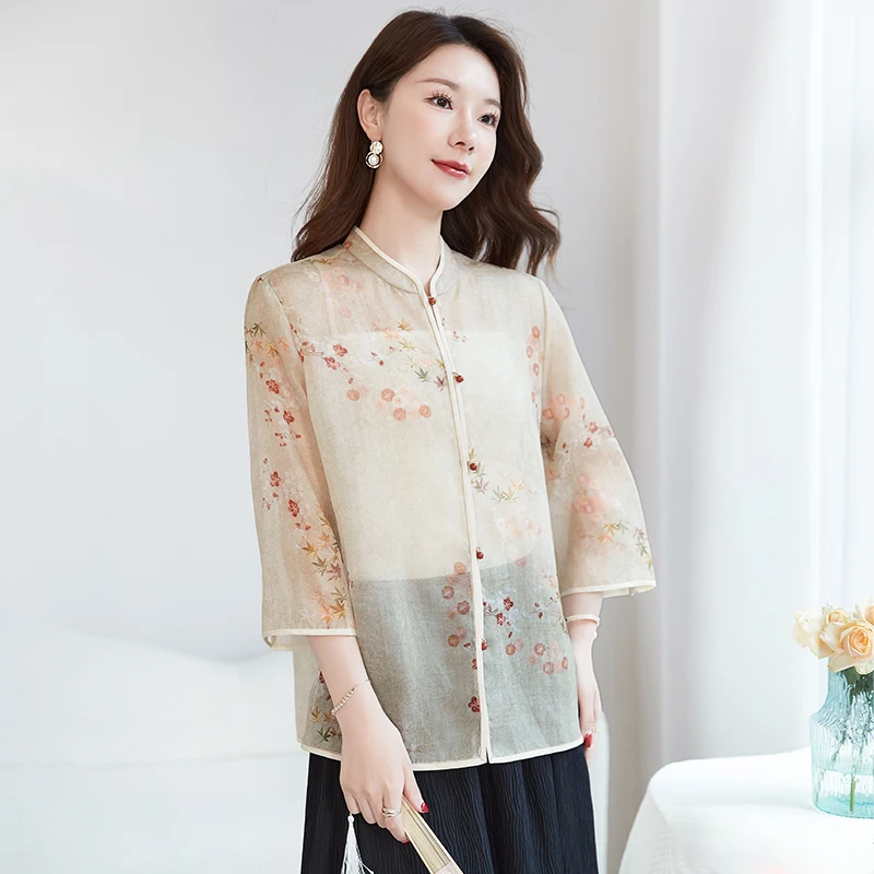 

Блузка из органзы в китайском стиле с акварельным принтом и элегантным цифровым рисунком