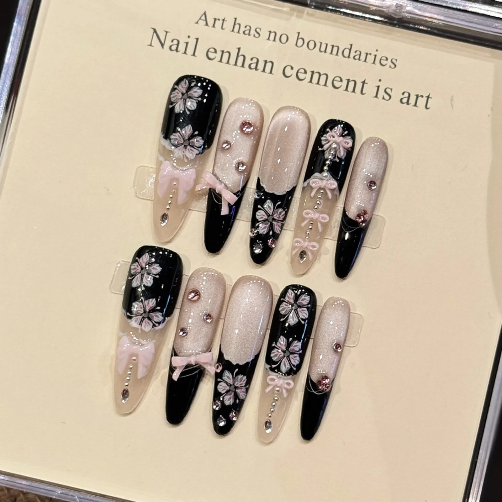10 Stück lange handgemachte Nägel zum Aufdrücken, Mandel, französische Kunstnägel mit 3D-Süße Schleife, Blumen-Dekor, tragbar, Flash-Lila, Katzenaugen-Nagel