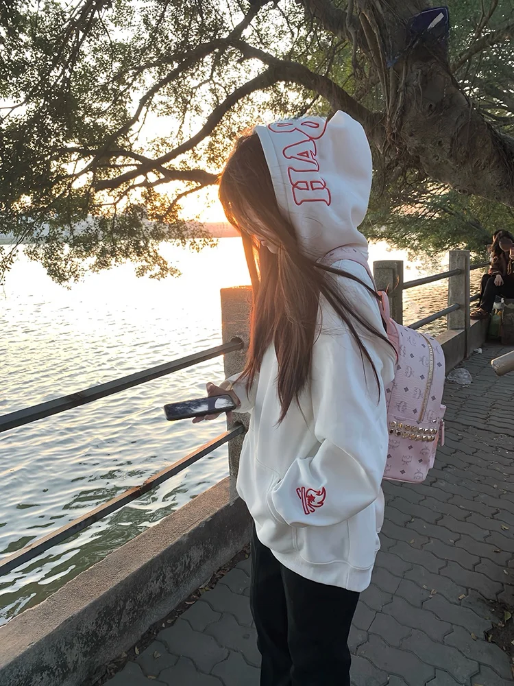 Retro americano high street bordado hoodie feminino outono inverno solto casal preguiçoso sle fce forrado jaet