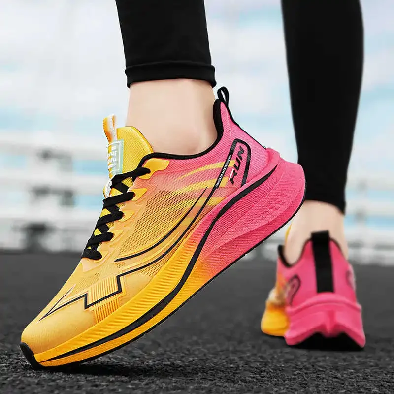 حار الانزلاق على أحذية كرة السلة حجم 47 رجل التمهيد الرجال أحذية رياضية بيضاء نموذج رياضي أرخص يدوية أعلى جودة يوميا