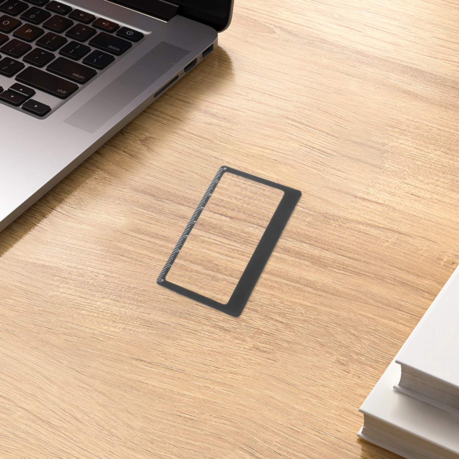 

Ultrathin Square Card Clear HD Lens Compact Lightweight Wallet Size for Books Maps Menus Pages Plastic Pocket Magnifying Glass