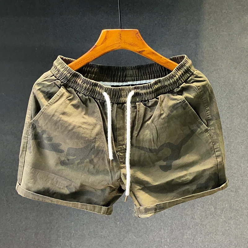 Calção casual de camuflagem masculina, cintura elástica, comprimento médio, solta, 3/4, calça de praia esportiva da moda, verão