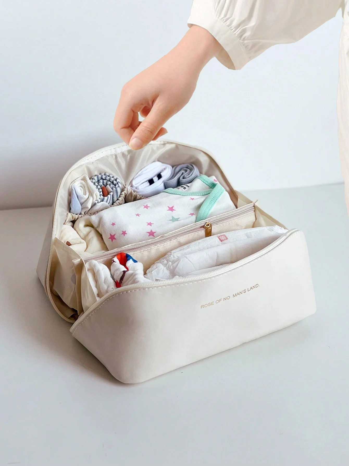 Large Capacity Diaper Bag Multifunctional Mommy Organize Handbag Baby Travel Storage Pack Baby Nappy Socks Underwear Storage