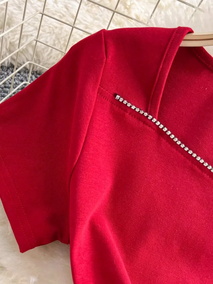 Foamlina zomer persoonlijkheid schuine hals onregelmatige strass sexy mini-jurk elastische magere heup strakke korte mouw onderjurk