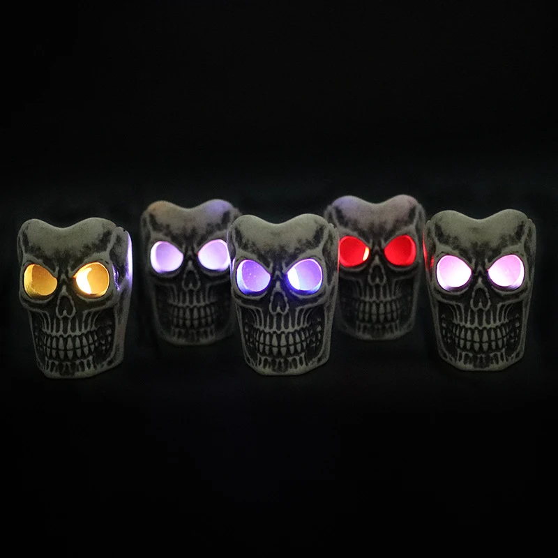 Lampu Patung Tengkorak LED untuk Dekorasi Meja Bar Halloween, Ornamen Pesta Rumah Hantu Horor Tengkorak Resin Lampu Malam LED