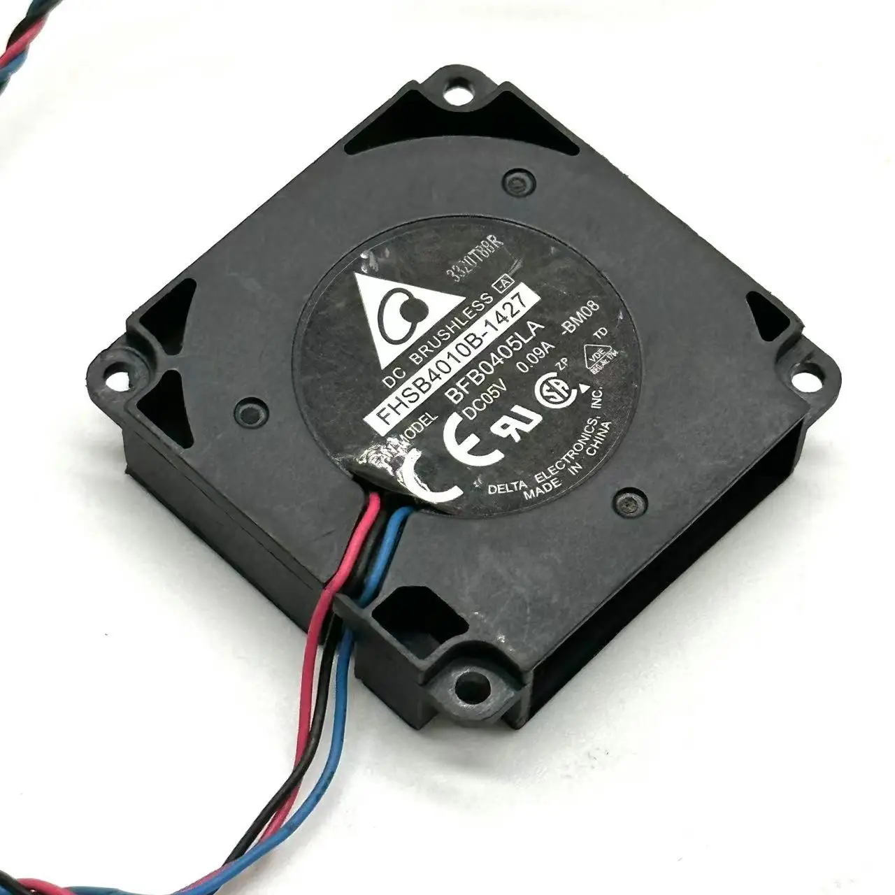 

Delta Electronics BFB0405LA FHSB4010B-1384 DC 5V 0.09A 40x40x10mm Server Cooling Fan