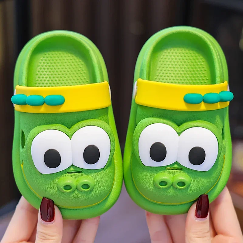 Pantofole carine per bambini estate antiscivolo casa scarpe per bambini scarpe da giardino per bambini cartone animato occhi grandi sandali