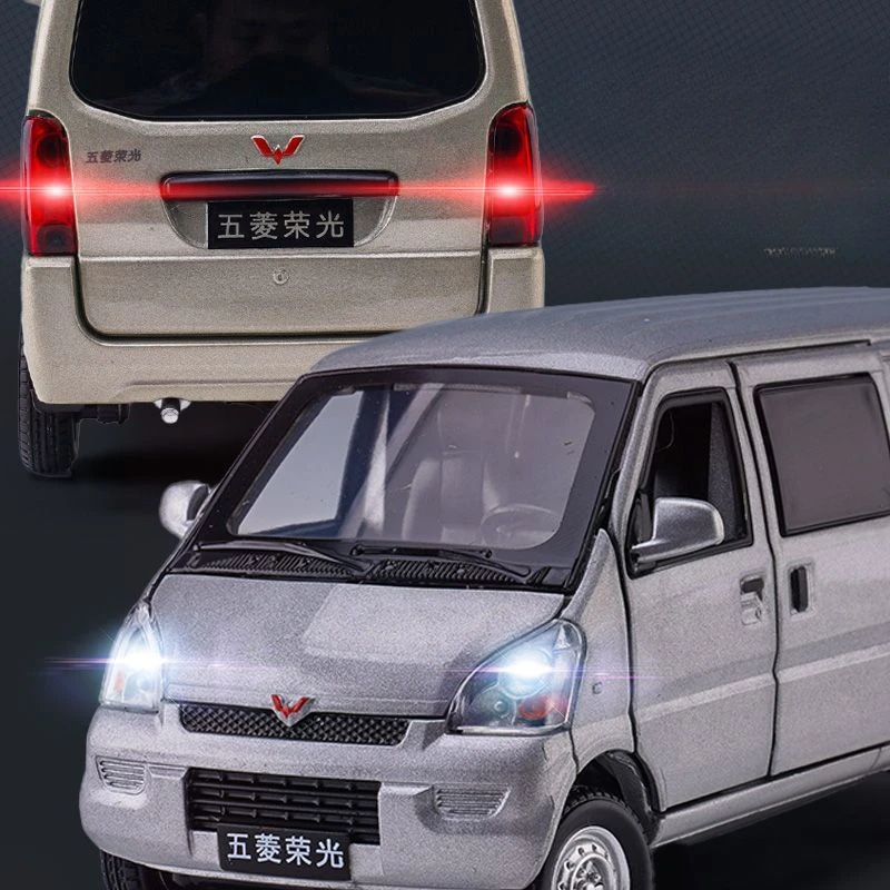 JKM Wuling Rongguang 밴 금속 자동차 모델, 어린이 장난감 자동차 시뮬레이션, 소리와 빛 선물 배달 장식품