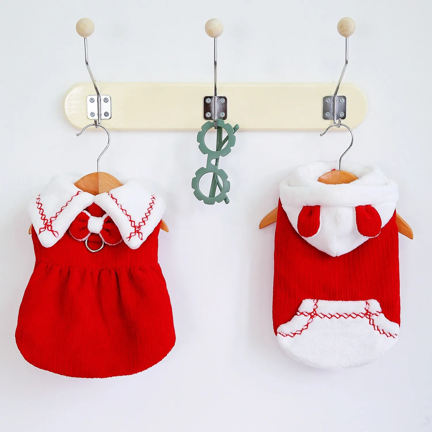 

Winter College Style Dog Clothes Bichon Corduroy Dress Pleasant New Year Pet Cotton Clothes Puppy Romantic Suit Warmer Clothes