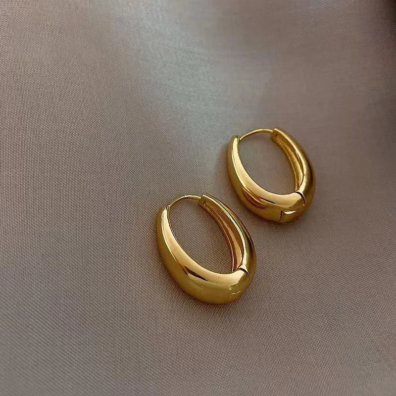 2023 New Classic Copper Alloy Smooth Metal Hoop Earrings For Woman Fashion Korean Jewelry Temperament Girl's Daily Wear earrings