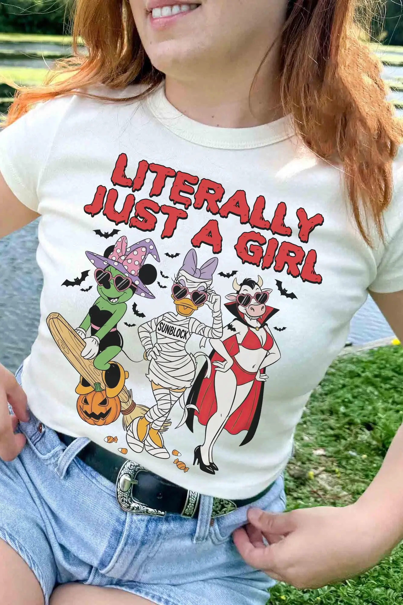 

Рубашка Disney Minnie and Daisy Girls Literally Just A Girl на Хэллоуин Рубашка Clarabelle Cow Mummy