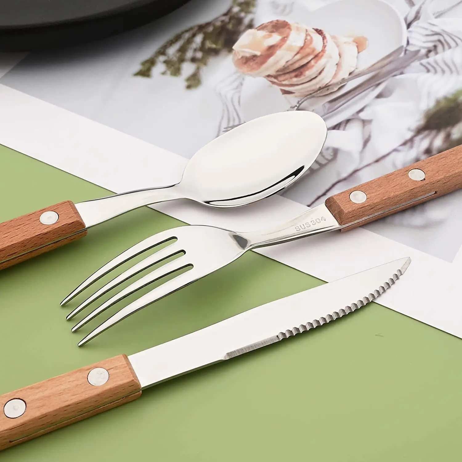 4Pcs Wooden Handle Cutlery Set Mirror 304 Stainless Steel Dinnerware Wood Handle Spoon Knife Fork Dinner Tableware Set Kitchen