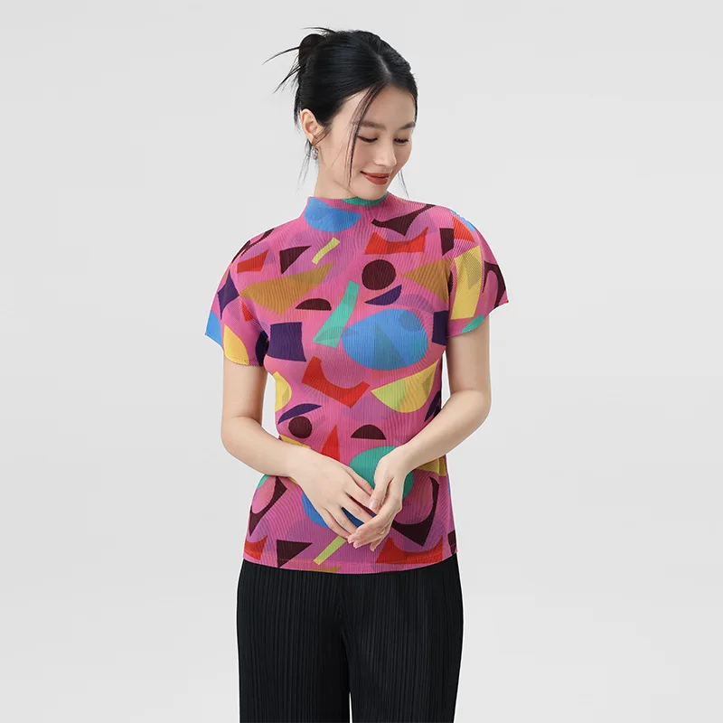 Women T-shirt with Semi High Neck Short Sleeved Geometric Pattern Design Loose Elastic and Comfortable Fabric Female Top
