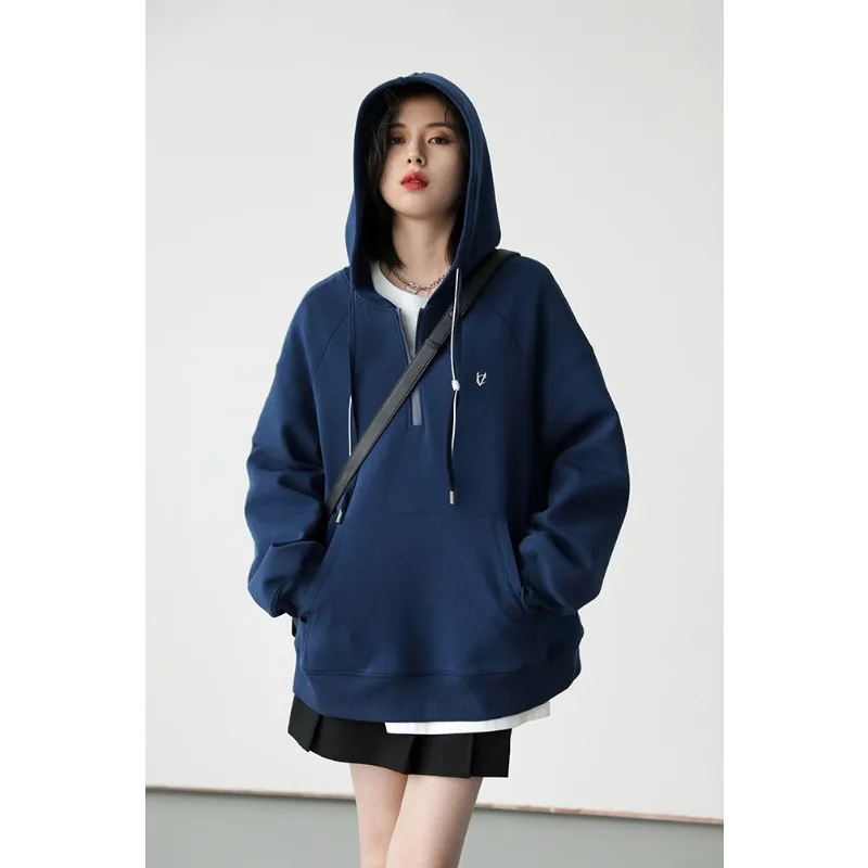 Losvallend geborduurd damessweatshirt met capuchon voor dames Herfst en winter Nieuwe campusstijl Eenvoudig vrijetijdsjack