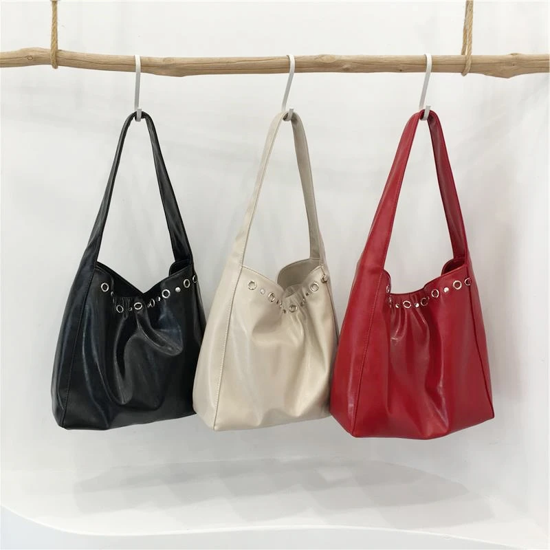 Women Lacquer Leather Shoulder Bag Metal Rivet Ring Decor Large Capacity Tote Bag Korean Edition New Retro Solid Color Handbag