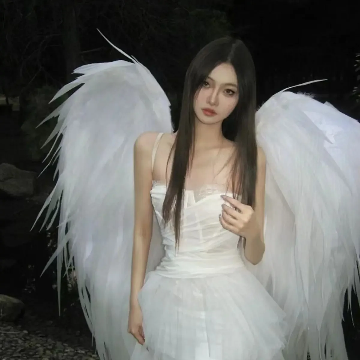 

White Feathered Trailing Internet Celebrity Wings Runaway Princess Halloween Wings Demon Wings