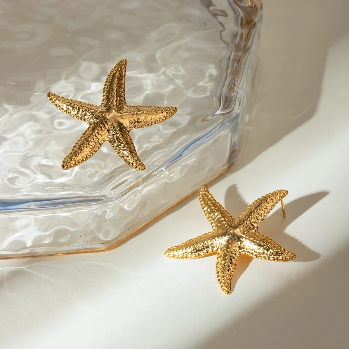 18K Gold Plated Stainless Steel Starfish Stud Earrings Anti Allergic Metal Waterproof Statement Jewelry for Women Beach Gift