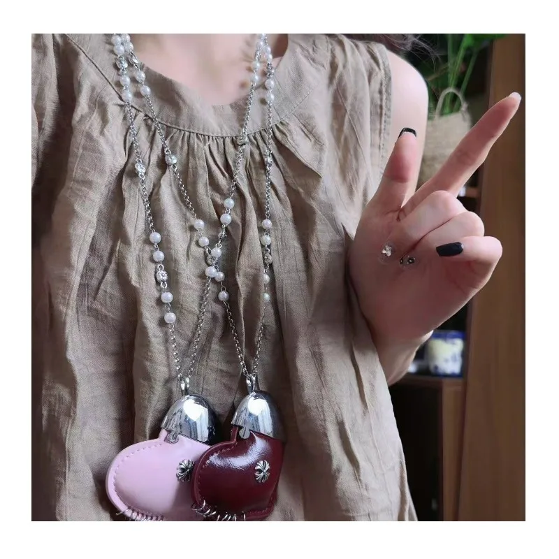 

Sweet Cool Spice Girl Creative Cross Crowe Leather Love Necklace Female Long Neck Pearl Splicing Sweater Chain Tide