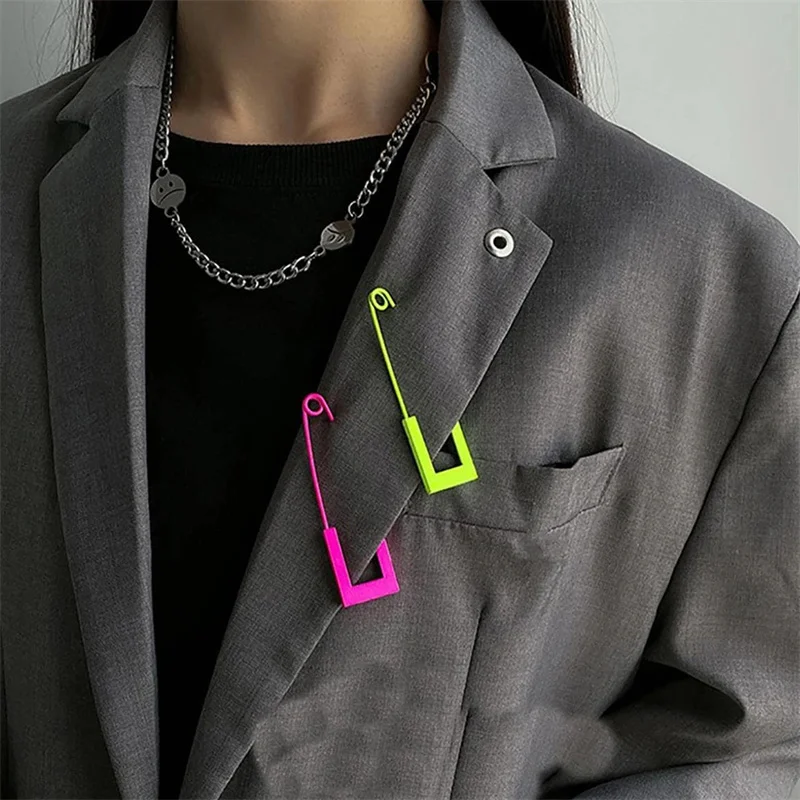 New Simple And Exquisite Fluorescent Pin Brooch Sweater Suit Scarf Hat Accessories For Sweet And Cute Ladies Jewelry Gifts 10pcs