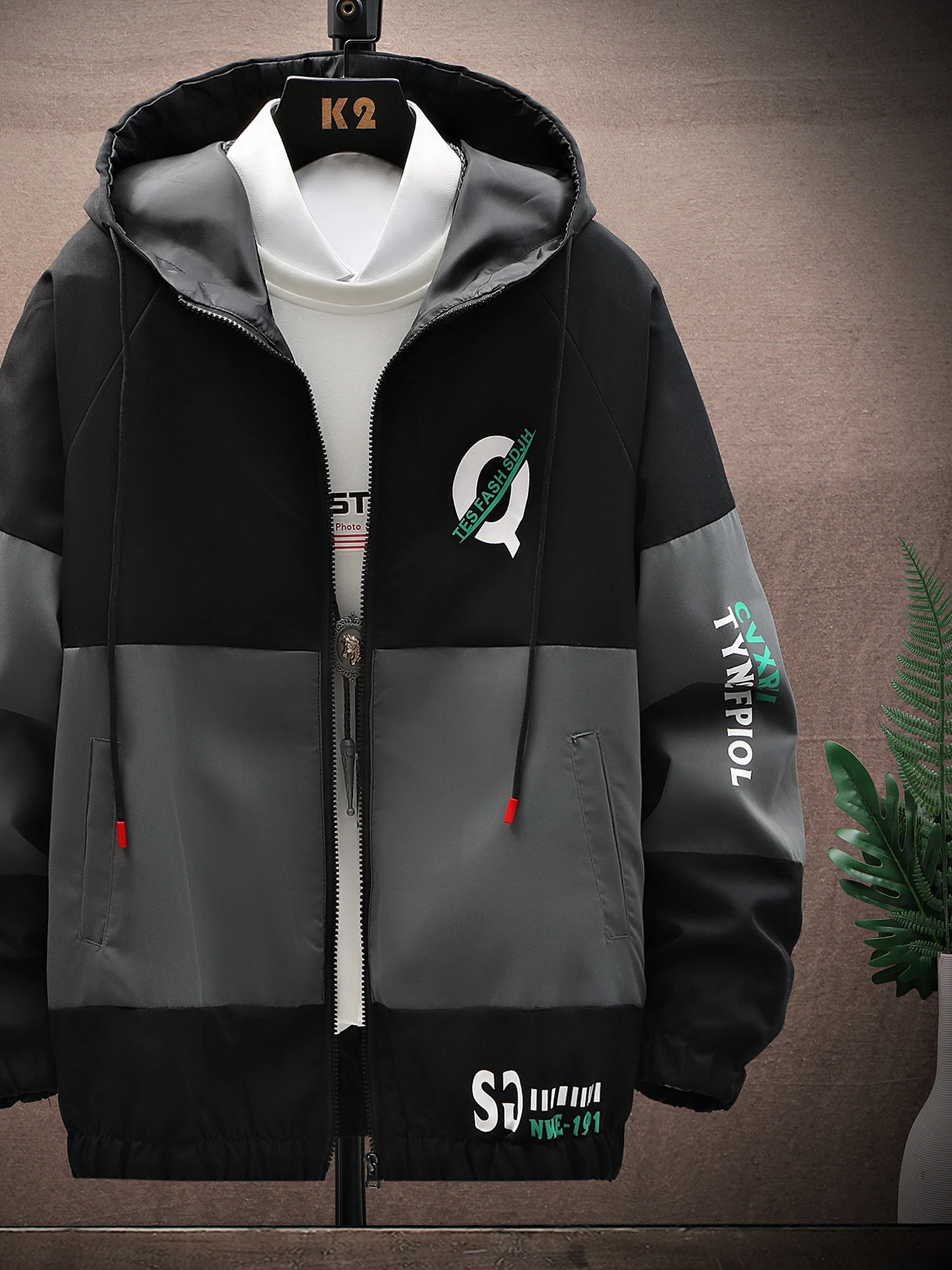 

New 2025 Men's Casual Hooded Patchwork Color Work Jaet Student Trendy All-Match Print Leisure Outerwear Breathable Polyeste...