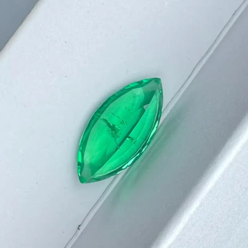 Top Hydrothermal Columbia Lab Grown Emerald Green Marquise Shape Gemstones für die Schmuckherstellung wählbares Zertifikat