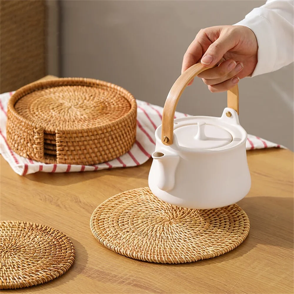 

Round Natural Rattan Cup Mat Hot Pad Hand Woven Hot Insulation Placemats Table Padding Kitchen Decoration Accessories hot-sale