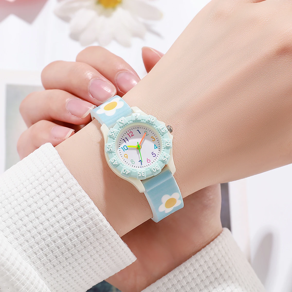 

Cute Unicorn Daisy Kids Watch, Cartoon Silicone Strap Wristwatch, Time Teacher for Girls, Waterproof Perfect Gift for Children D