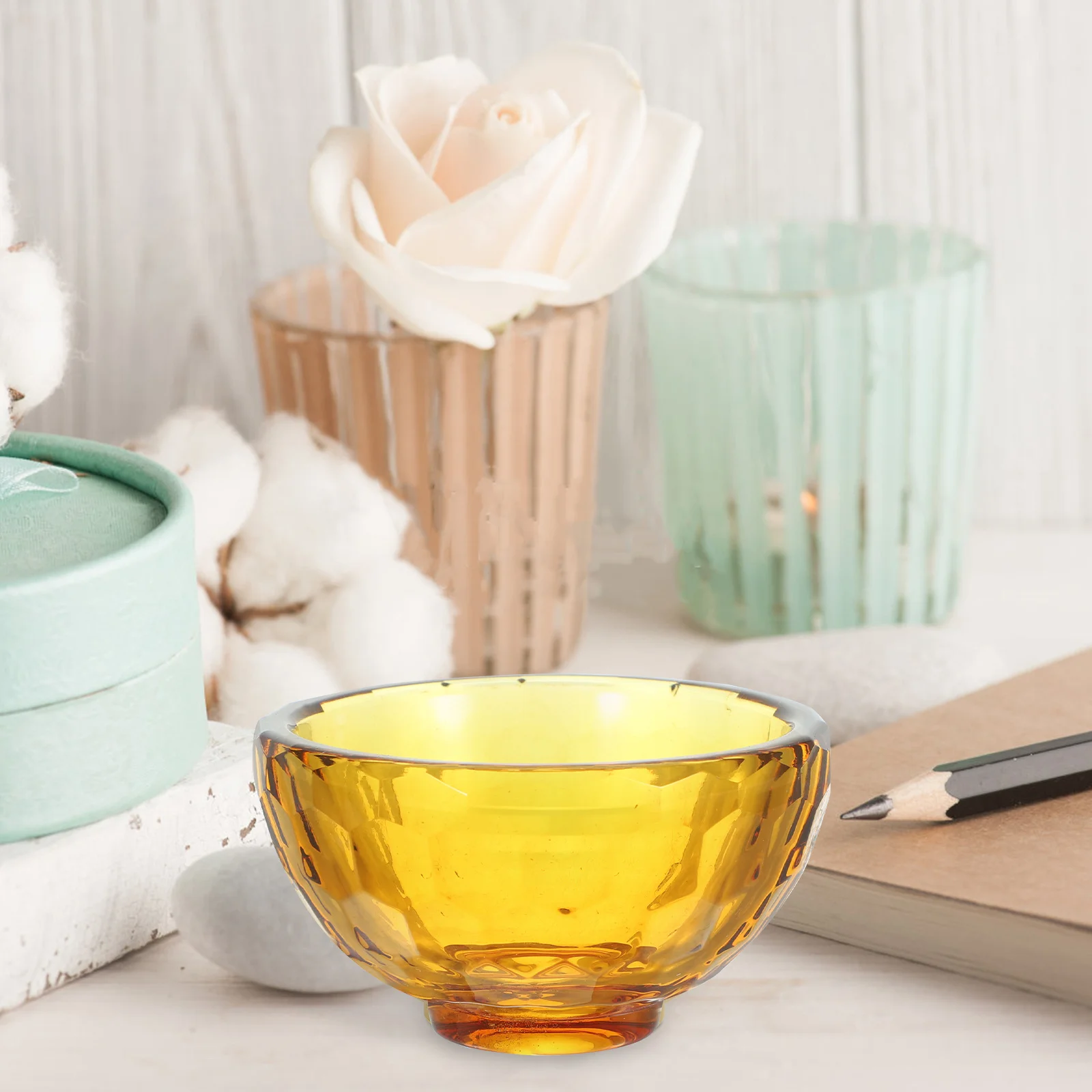 

Synthetic Crystal Facial Mask Bowl Lightweight Durable Multipurpose Water Container Skincare Mask Mixing Bowl Elegant Glossy