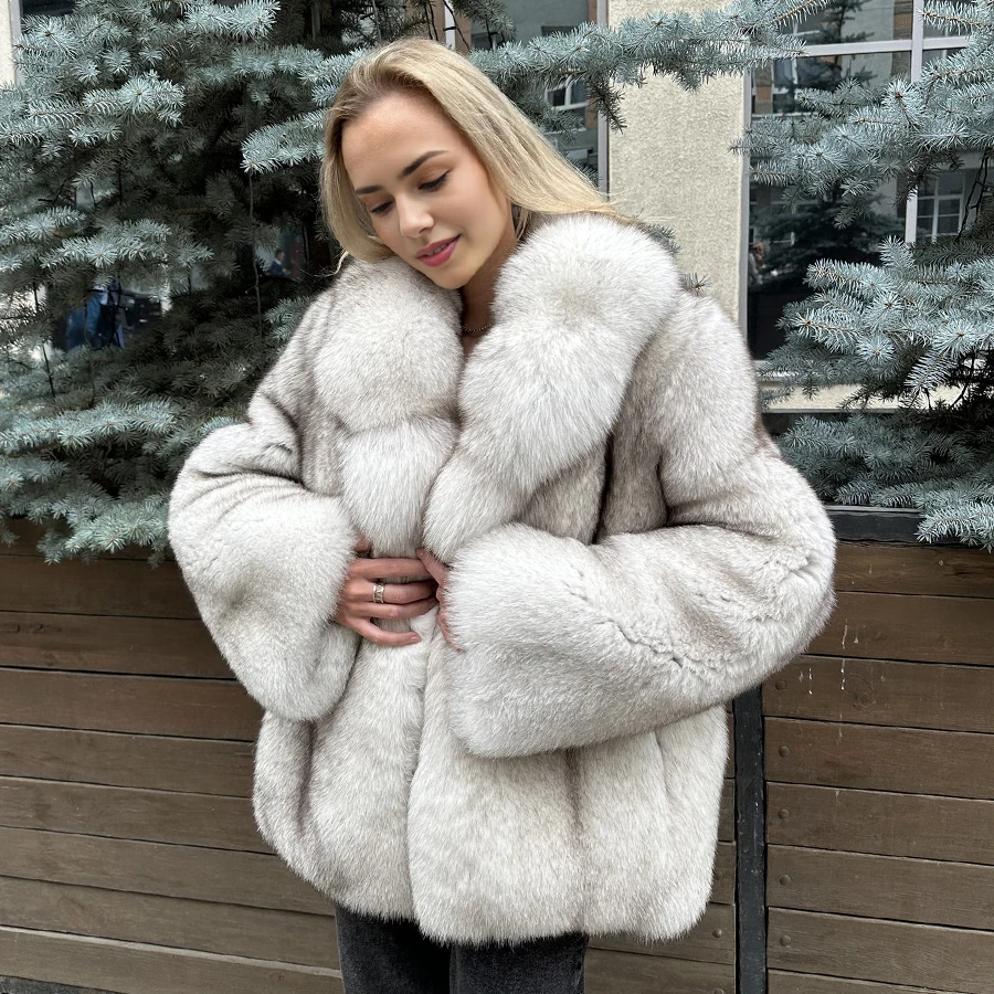 سترة من فرو الثعلب الطبيعي مع سترة من الفرو الحقيقي بياقة مقلوبة