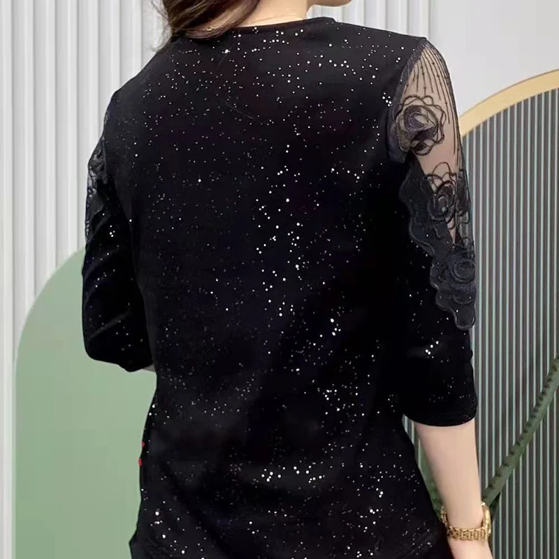 Elegant V-Neck Spliced Lace Gauze Diamonds Blouses Women\'s Clothing 2023 Autumn Winter Loose All-match Tops Office Lady Shirts