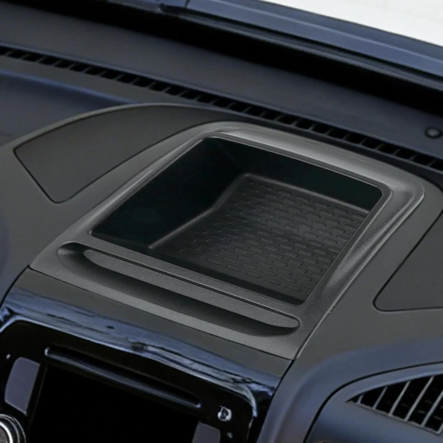 

Car Dashboard Storage Box Design Non-Slip for Fiat Ducato Peugeot Boxer Citroen Relay 2014+ Black ABS Material 735699812