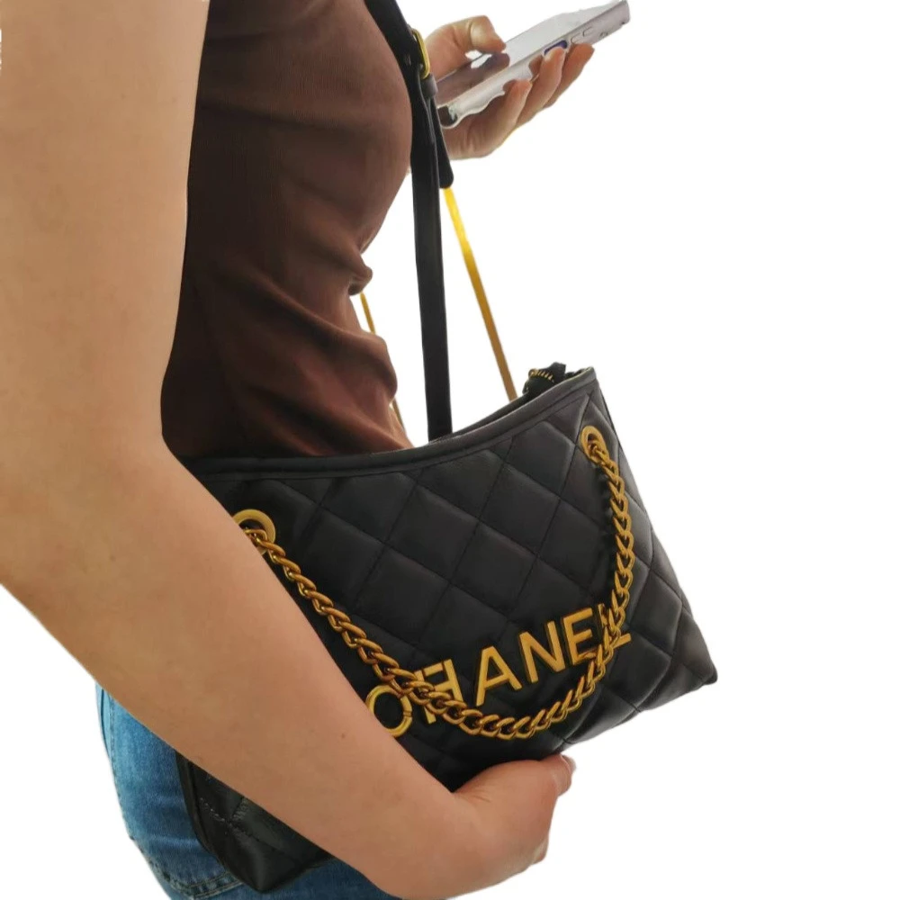 European style this year's new high-end women's diamond grid chain bag versatile for work, black single shoulder crossbody bag