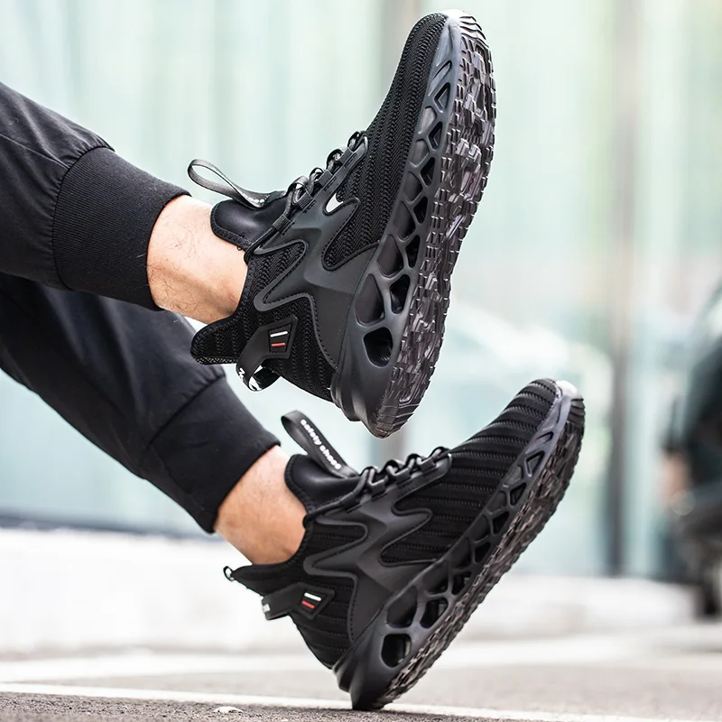 安全靴 スチールトゥブーツ メンズ 快適な作業靴 耐衝撃 落下防止 ワークスニーカー 保護ブーツ