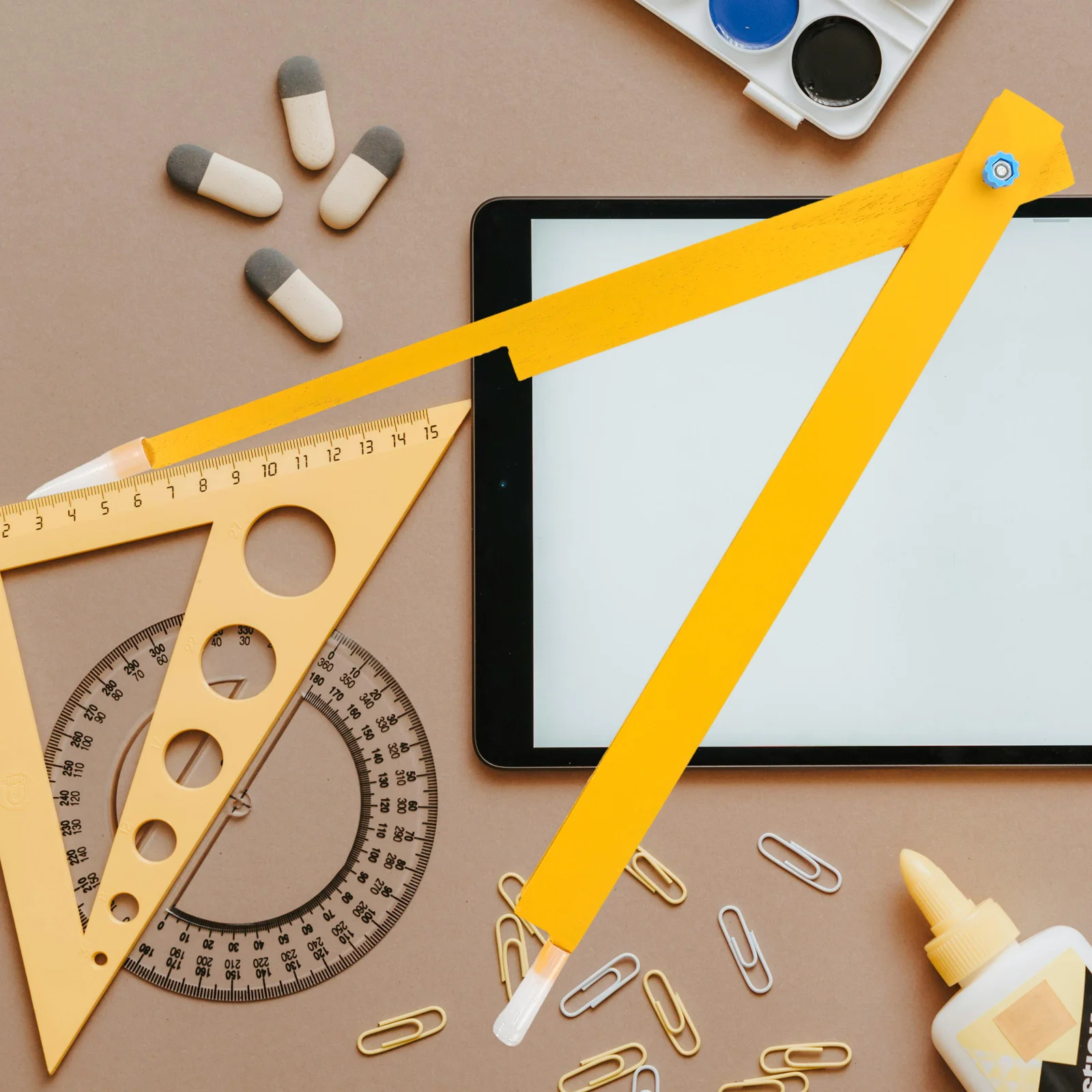 بوصلة الرياضيات لمعلمي المدارس أداة تعليمية أداة رسم السبورة منقلة بلاستيكية كبيرة بوصلة هندسية لـ