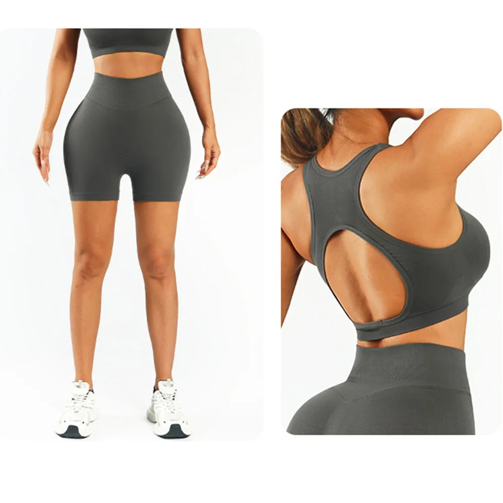 بدلة رياضية نسائية مريحة من البوليستر مع مرونة متوسطة وطول منتظم لقضاء العطلات اليومية والعطلات