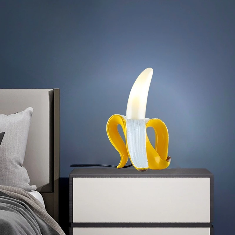 Creative Resin Banana Floor Lamps Italian Designer Bedroom Headboard Room Table Night Lights Artistic Decoration Christmas Gift