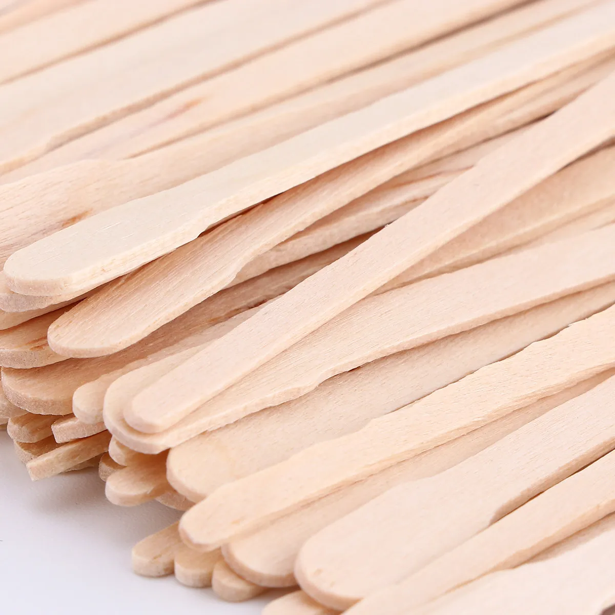 600Pcs Wax Sticks Hair Removal Tool for Hands Feet Underarms Bikini Eyebrows Professional Salon Or DIY Home Use Wax Applying