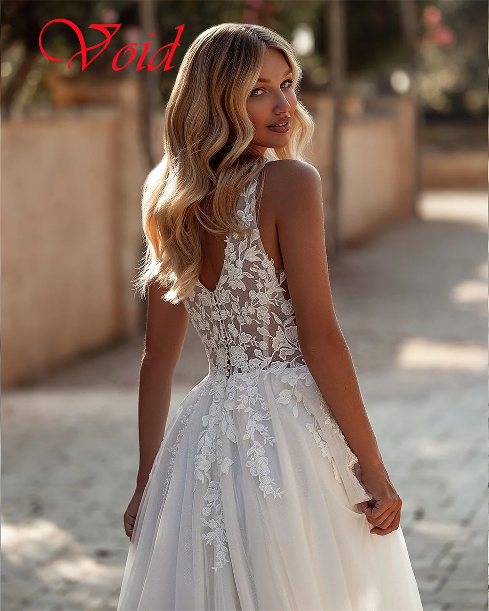 Suknia Ślubna z Białej Organzy na Zamówienie, Bez Ramiączek, na Cienkich Ramiączkach, z Guzikami na Plecach, Nowoczesna, Vestido De Novia