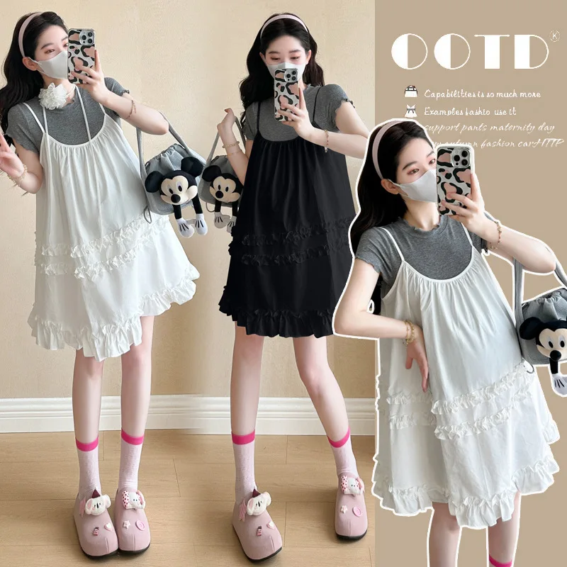 

Chic Pregnancy Outfit Summer Korean Fusion Sleeveless Dress and Short Sleeve Blouse Anti-Aging Stylish Set for Expecting Moms