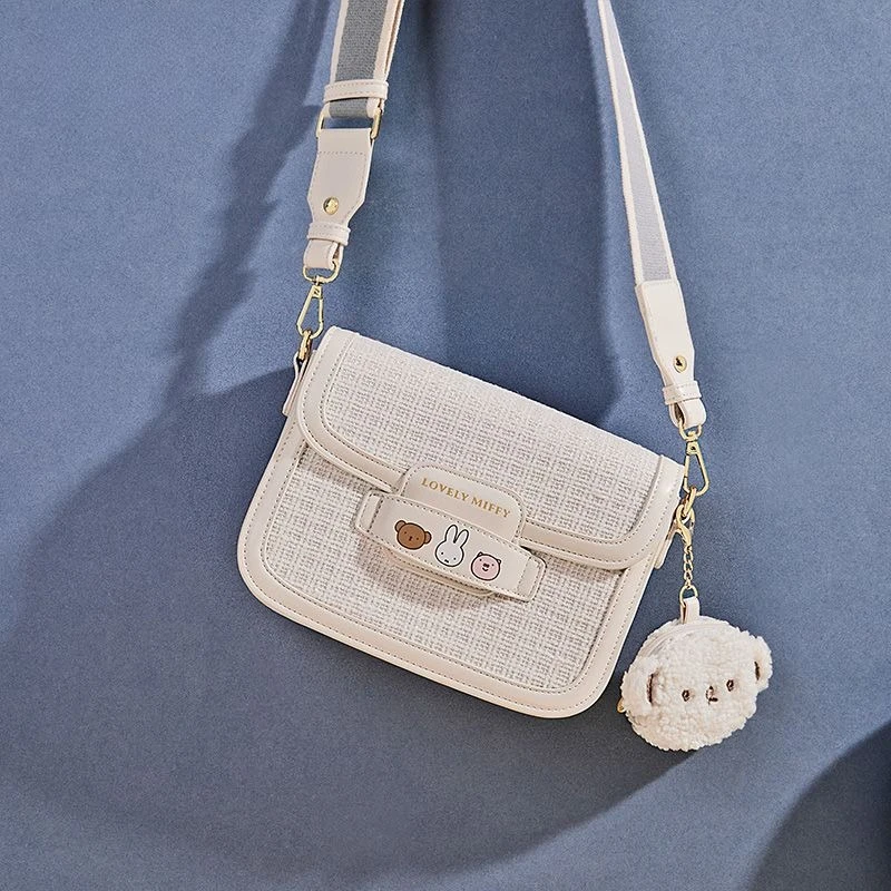 

Kawaii Miffy женская квадратная сумка через плечо в британском стиле минималистичный кошелек на плечо для студентов, поездок на работу, компактный для ежедневного использования