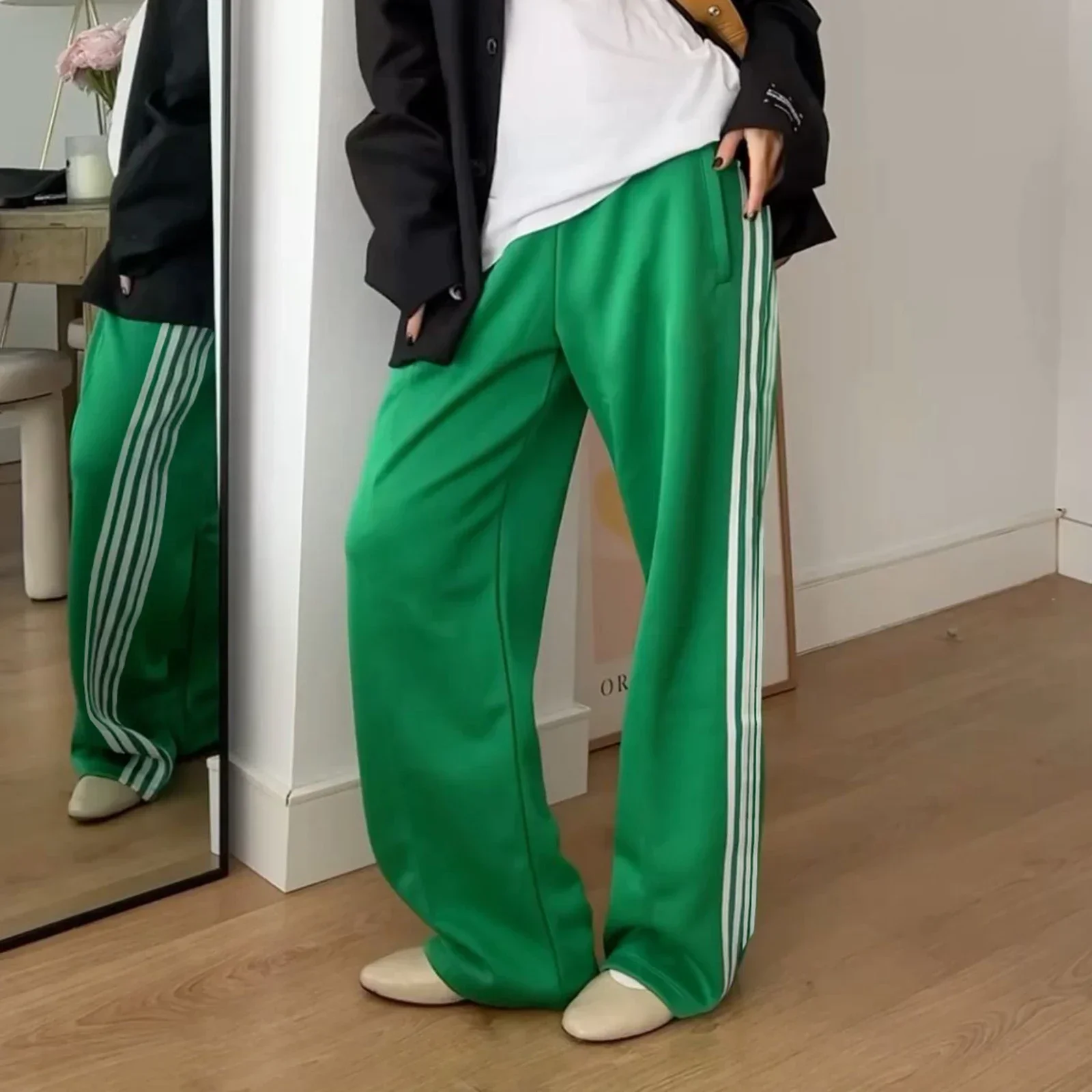 Women Y2k Wide Leg Track Pants Baggy Striped Joggers Sweatpants Elastic Waist Color Block Parachute Pants with Pockets