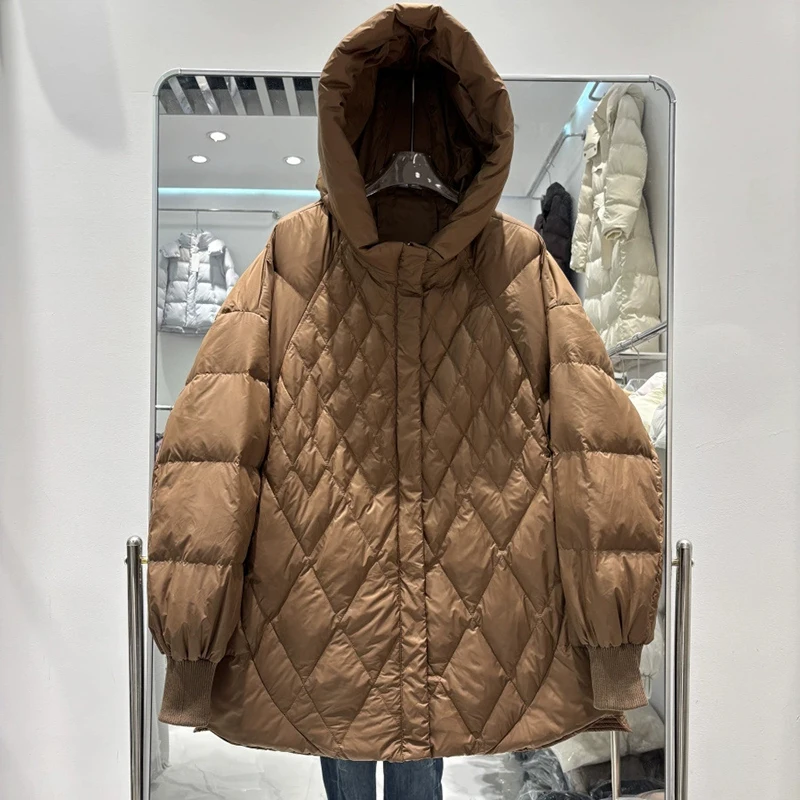 Schinteon Chaqueta de plumón de pato blanco para mujer con capucha Casual suelta talla grande Argyle cálido Otoño Invierno prendas de vestir 2025 abrigo nuevo