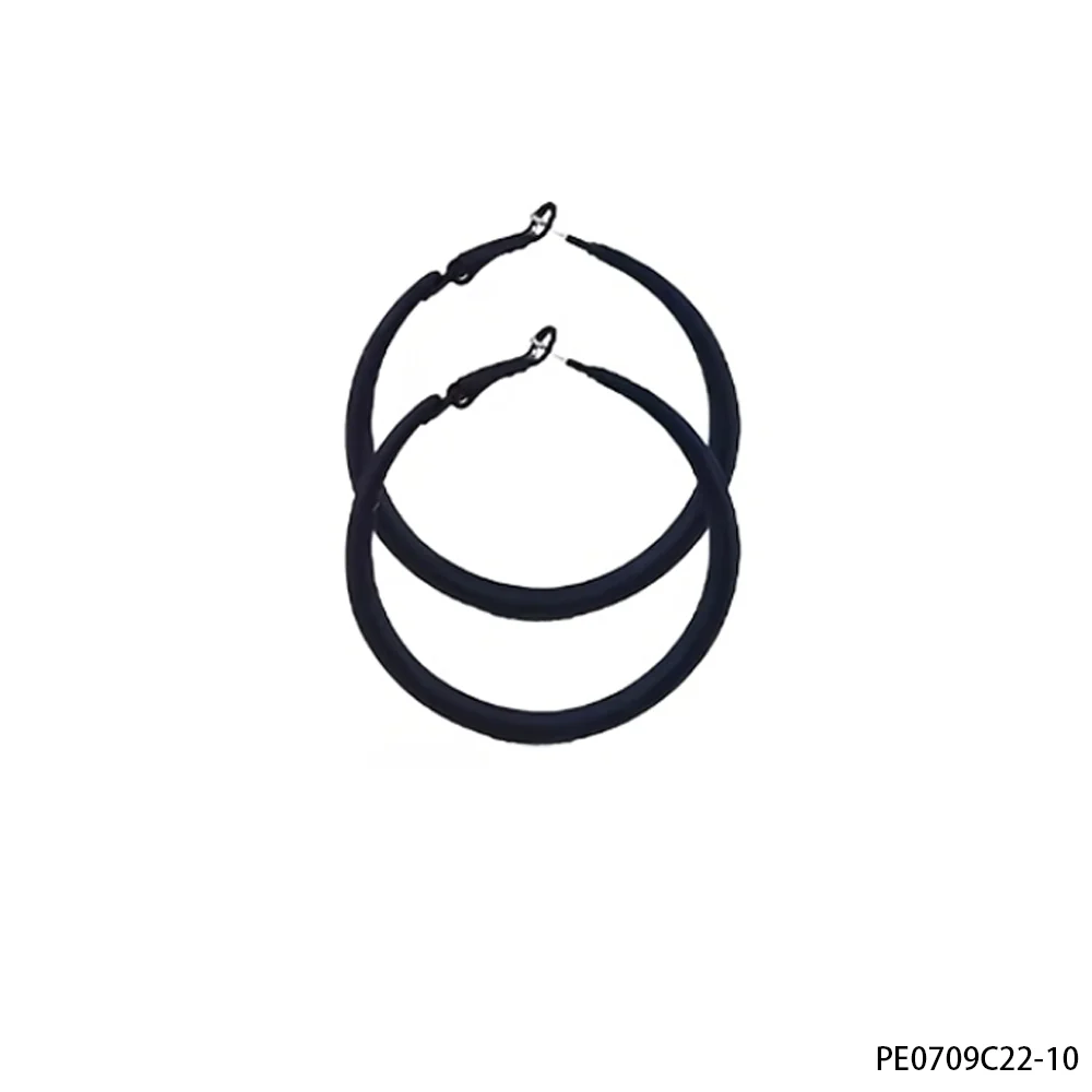 PESENAR Black Circular Earrings, the Finishing Touch Accessory for Creating a Trendy and Cool Style in Denim Outfits