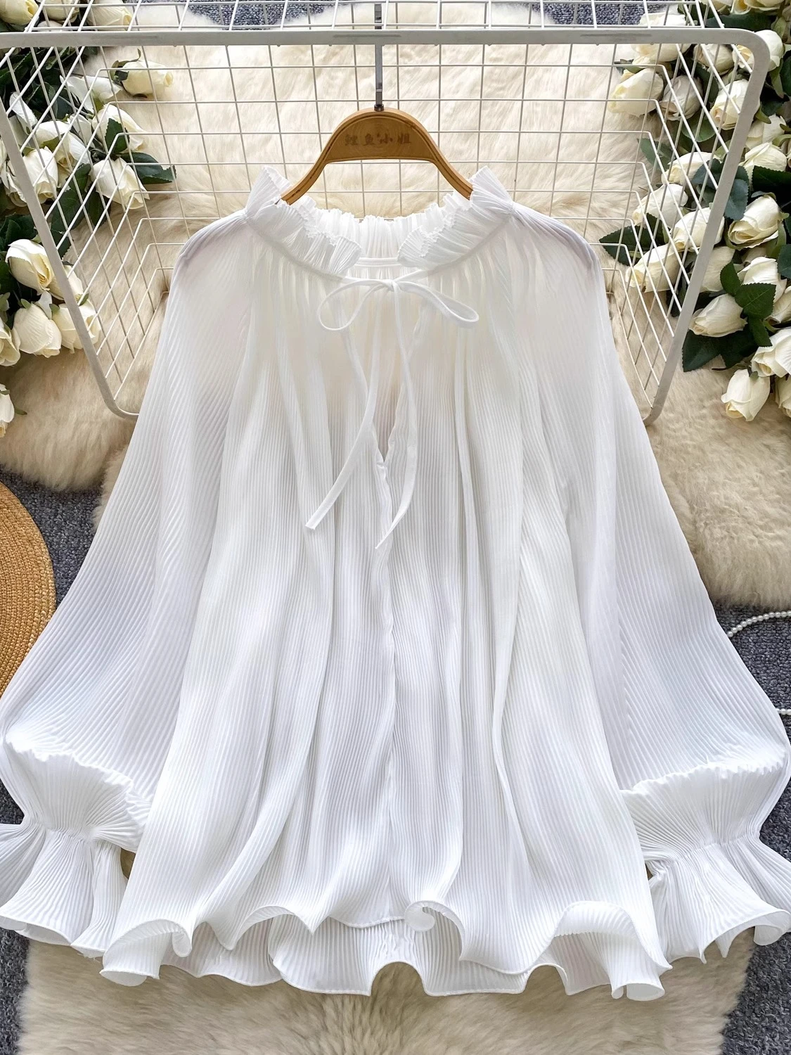 2026 New Autumn Women Elegant V-neck Long Sleeve Shirt Heavy Work Pleated Design Solid Color Loose Casual Ruffles Shirt Tops