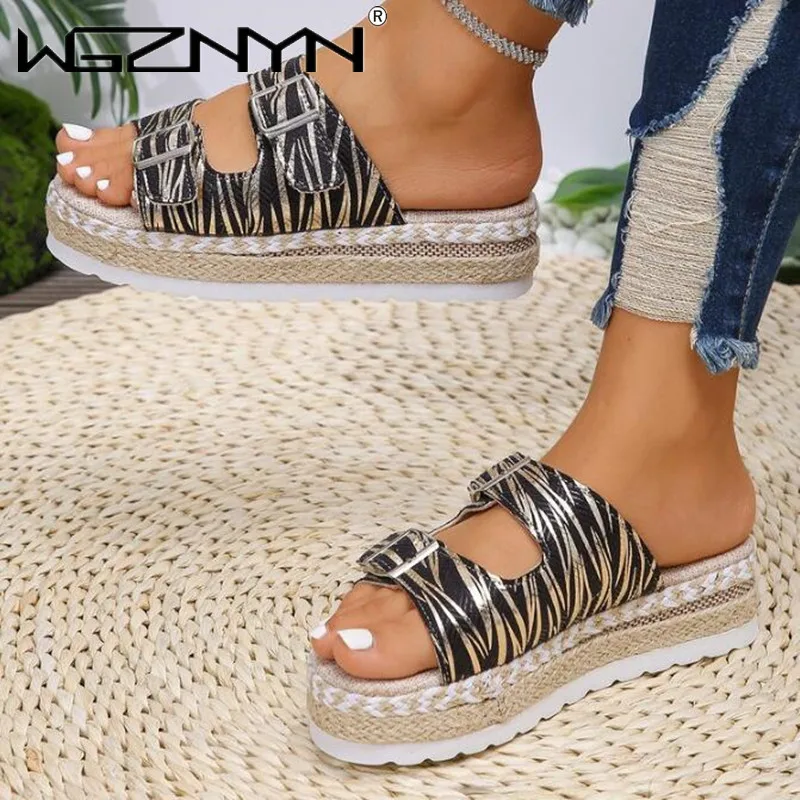 New Luxury Designers Women Fashion Buckle Strap Slippers Ladies Platform Slipper Woman Mid Heel Platform Thick Bottom Flip-flops