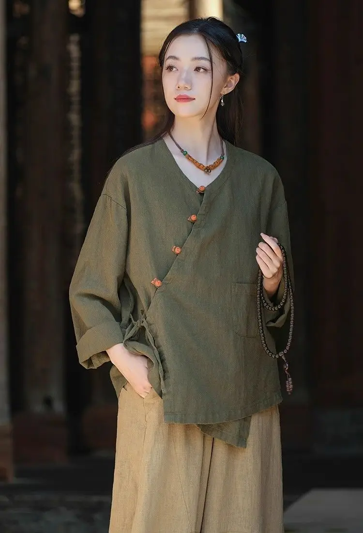 Neue chinesische Damenbekleidung: Locker geschnittenes Retro-Hemd mit schrägem Kragen, literarischer Retro-Cardigan aus Baumwolle und Leinen, Zen-Tea-Jacke – Detail 10