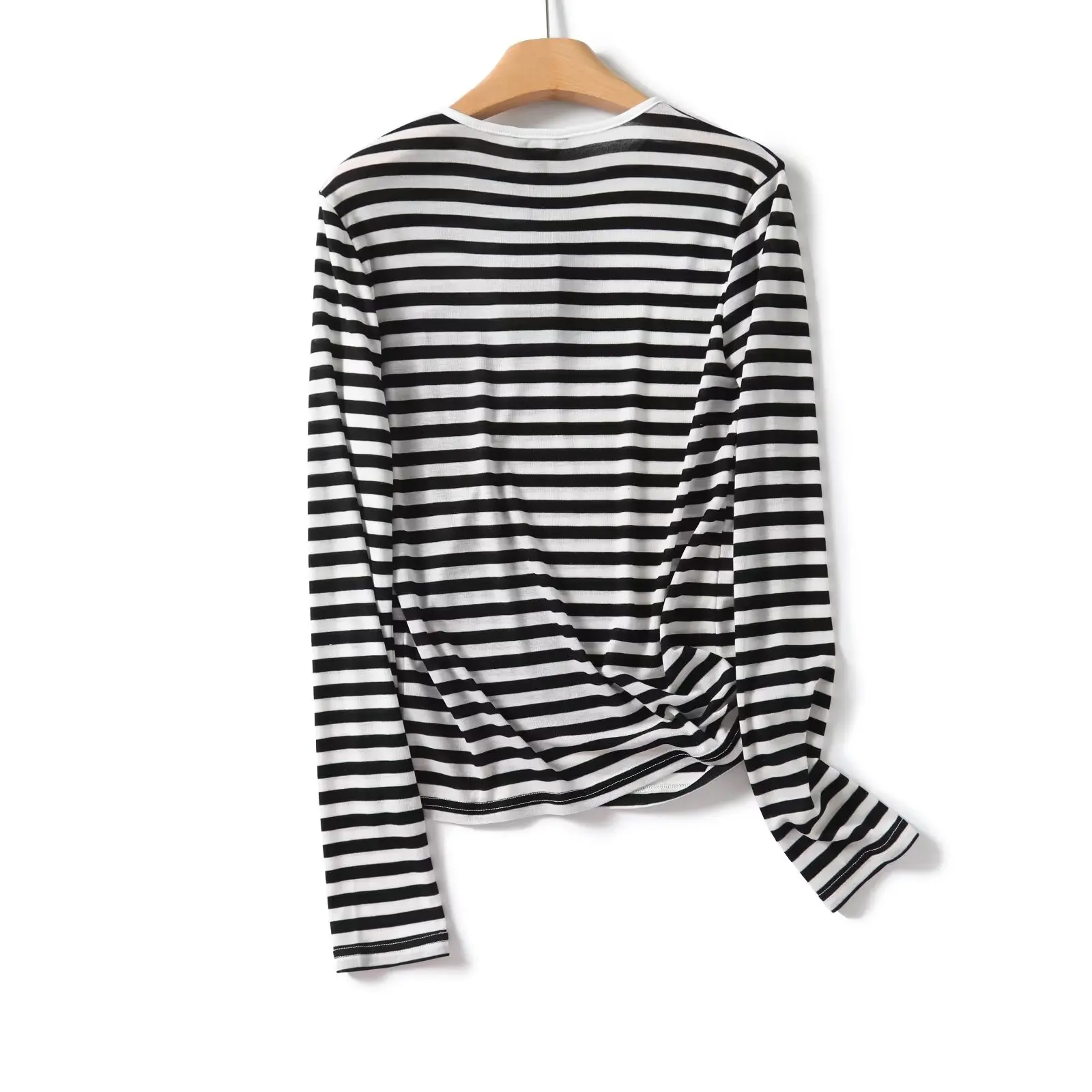 Women's new fashion slim versatile Bottom style O Neck striped T-shirt top retro long sleeved women's pullover chic top Skazi